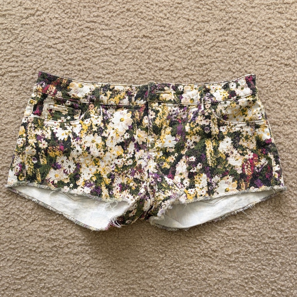 Guess Floral Jean Shorts - Multicolor